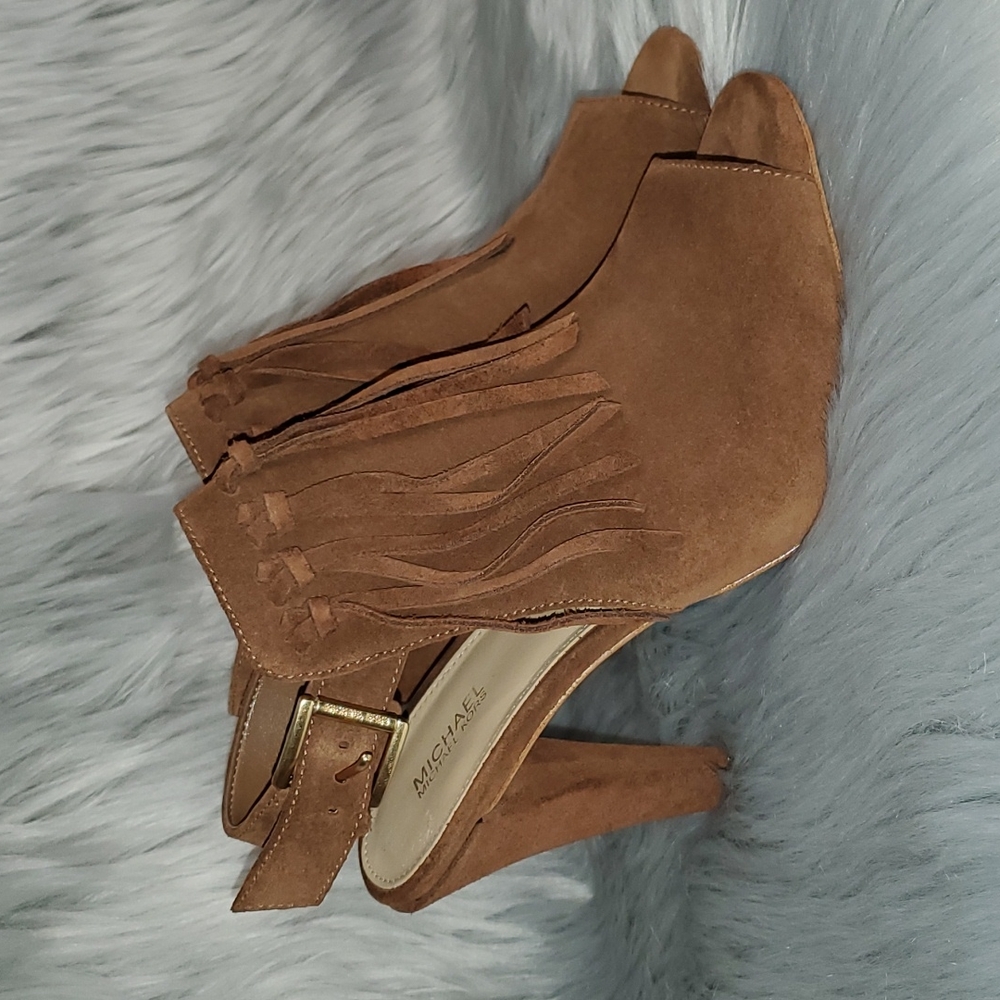 Michael kors brown fringe heel